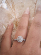 MJ Elara Engagement Ring